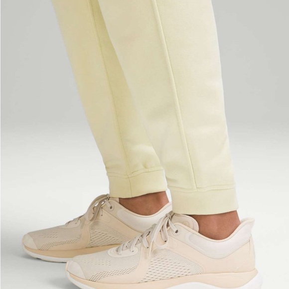 Lululemon Loungeful HR Jogger - Picture 3 of 5